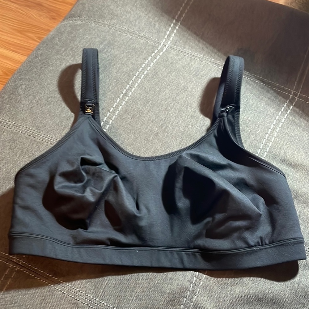 Gap pumping bra